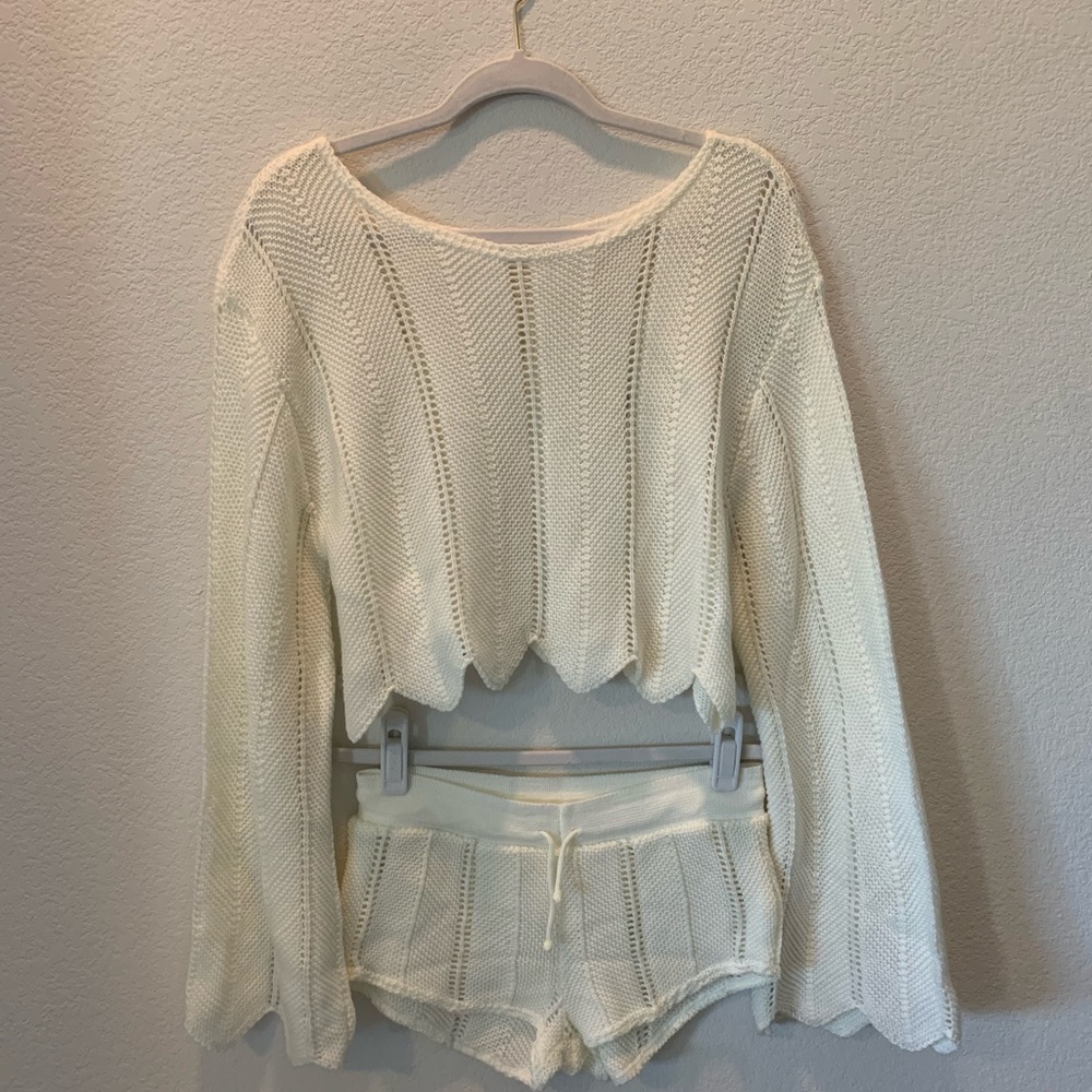 Knitted set